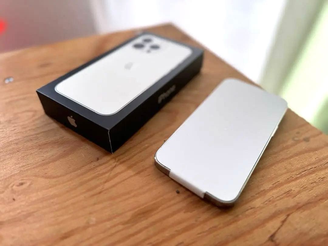 新品　iPhone 13pro 256GB SIMフリー　シルバー