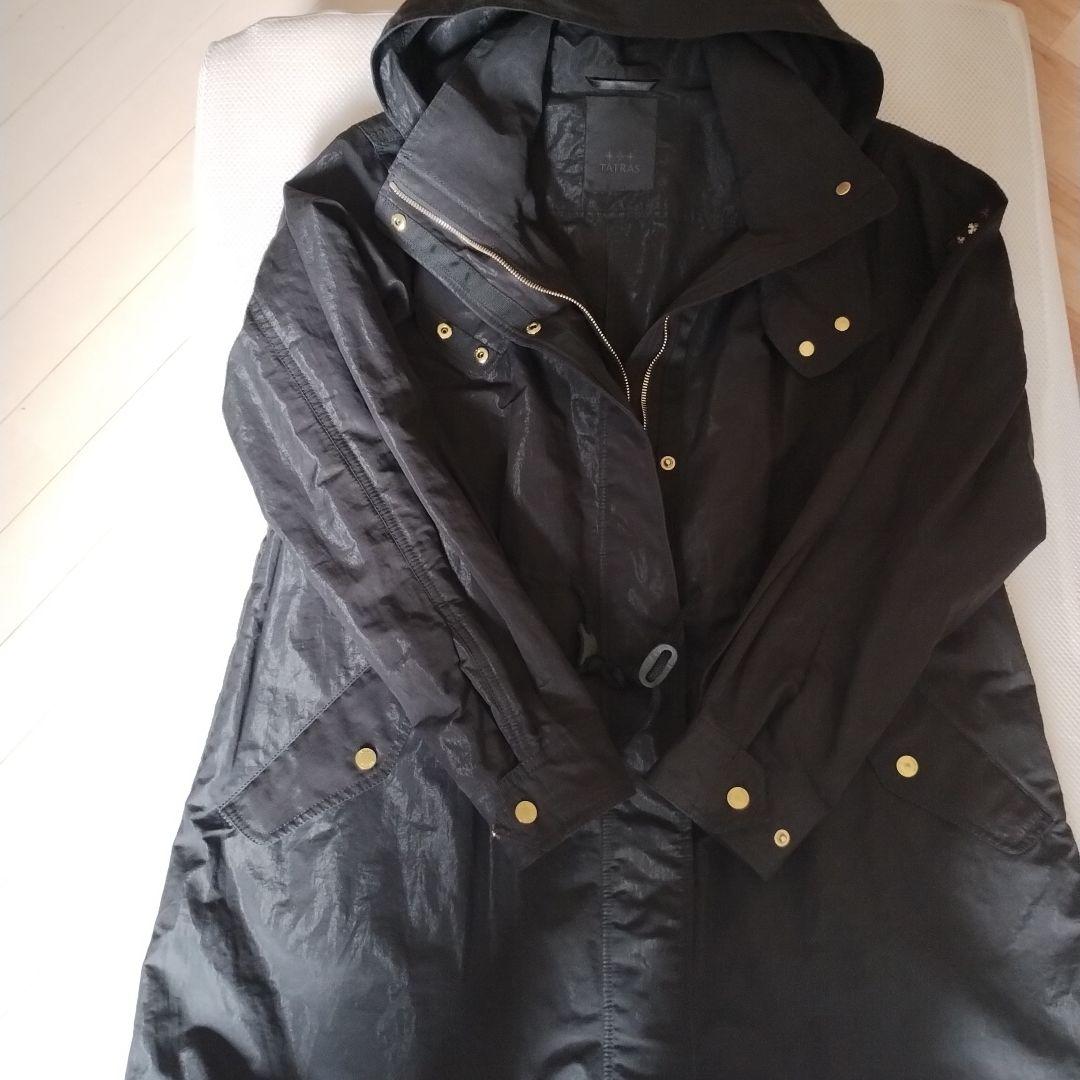 タトラス　 フード付き ブラックモッズコート