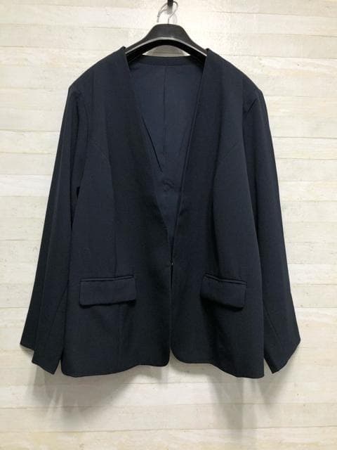 新品☆6L♪紺系♪ノーカラー＆テーパードパンツスーツ♪お仕事☆p698