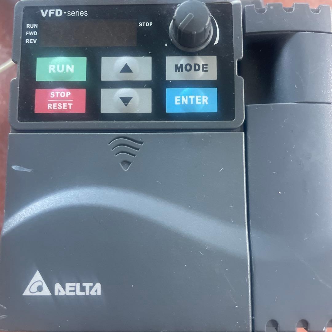 DELTA VFD-series 可変周波数ドライブ　VFD022E23A