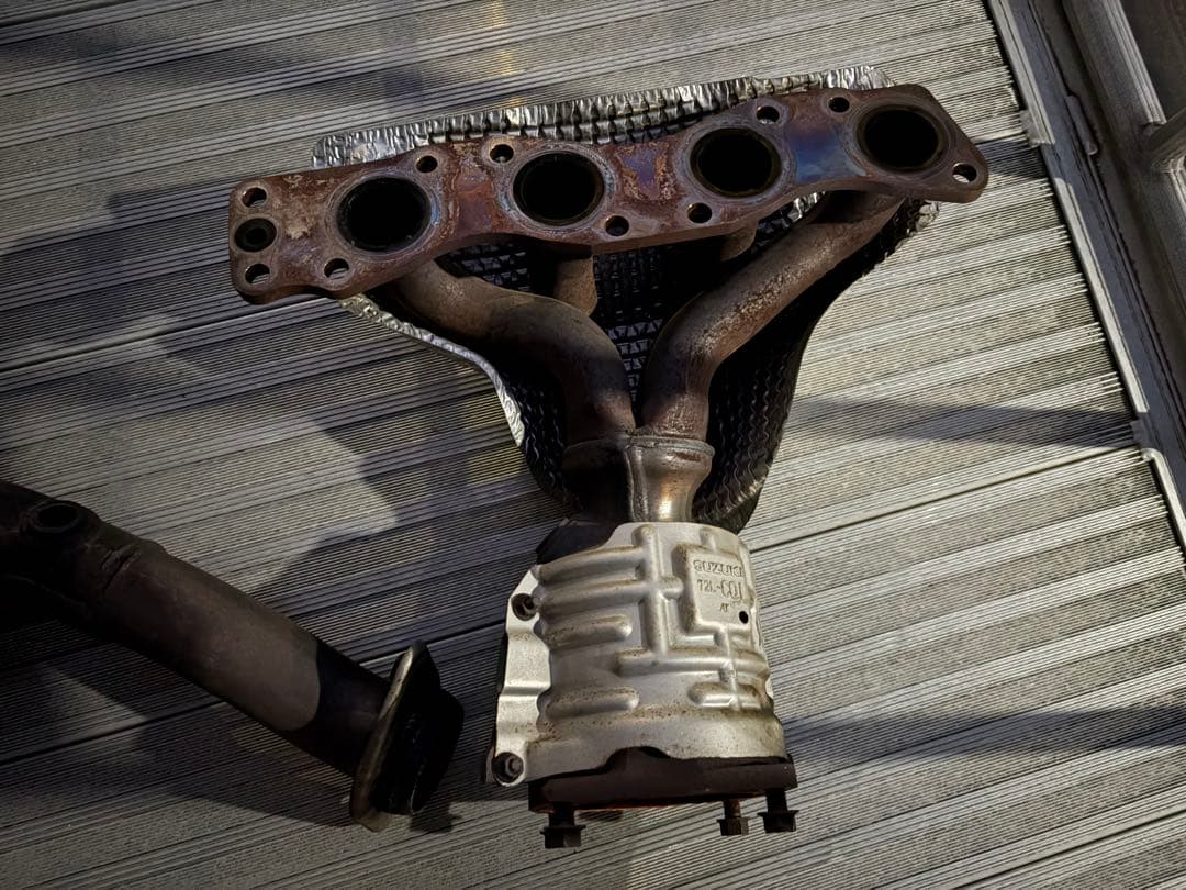 きまちゃん　zc32s 純正エキマニ　フロントパイプ