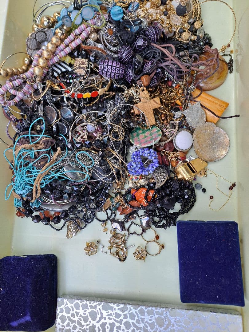 アクセサリー大量まとめて