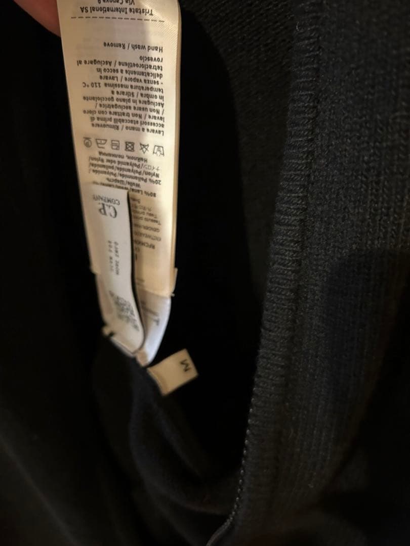 新品 C.P. COMPANY シーピーカンパニー ジップ セーター