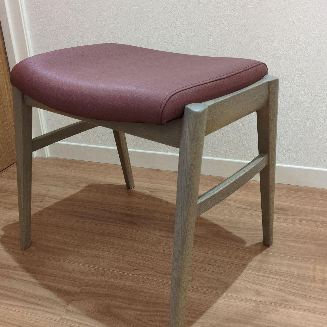 カリモク　スツール　オットマン　椅子　チェア