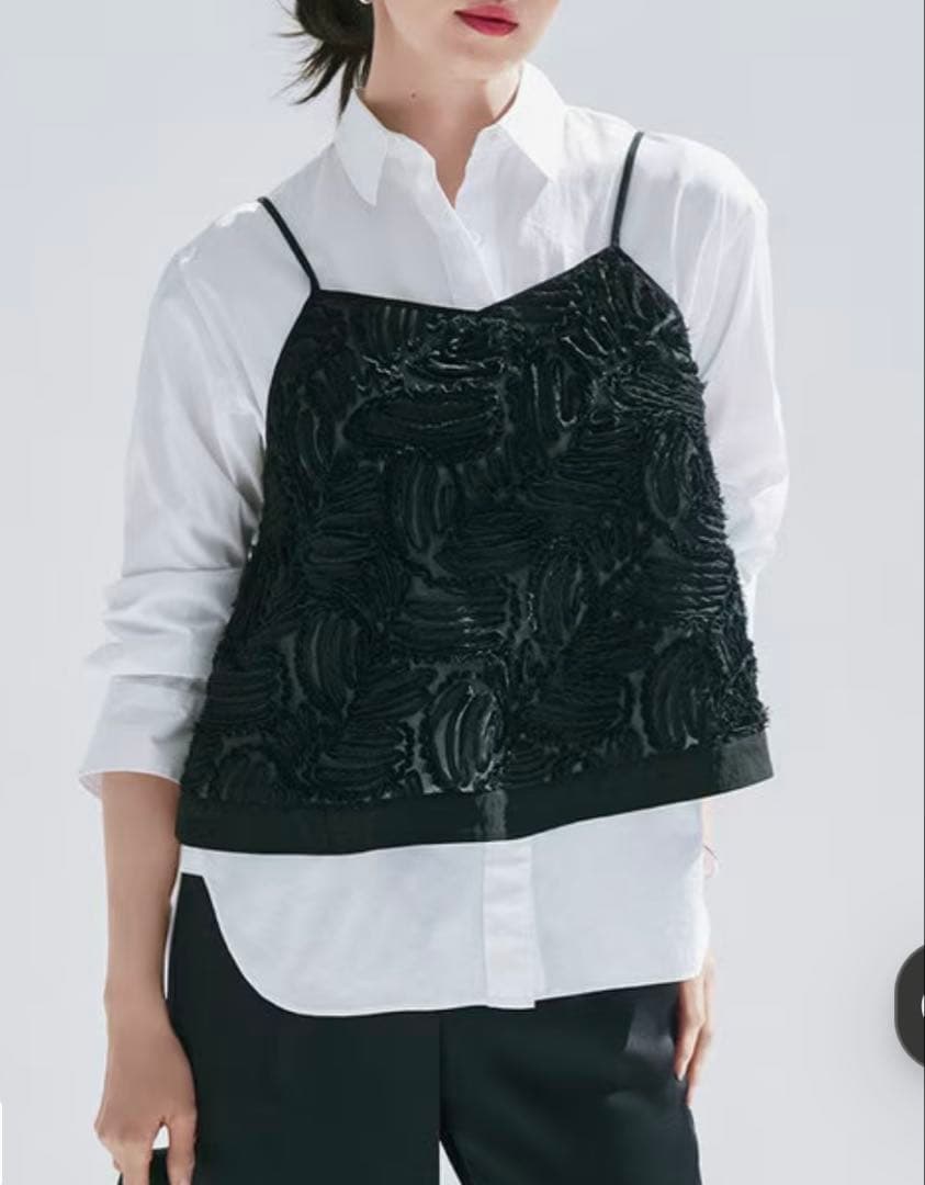 23区レースキャミソール