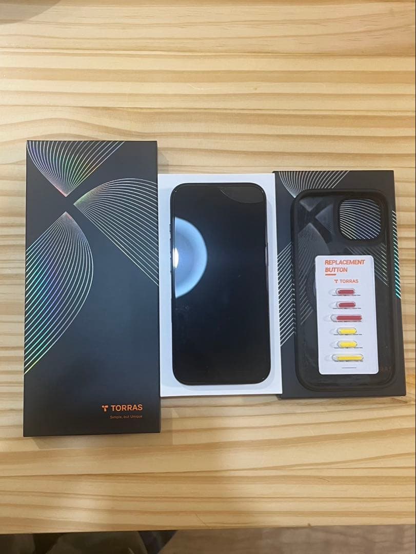 Apple iPhone 15 256GB ブラックTORRAS ケース付き