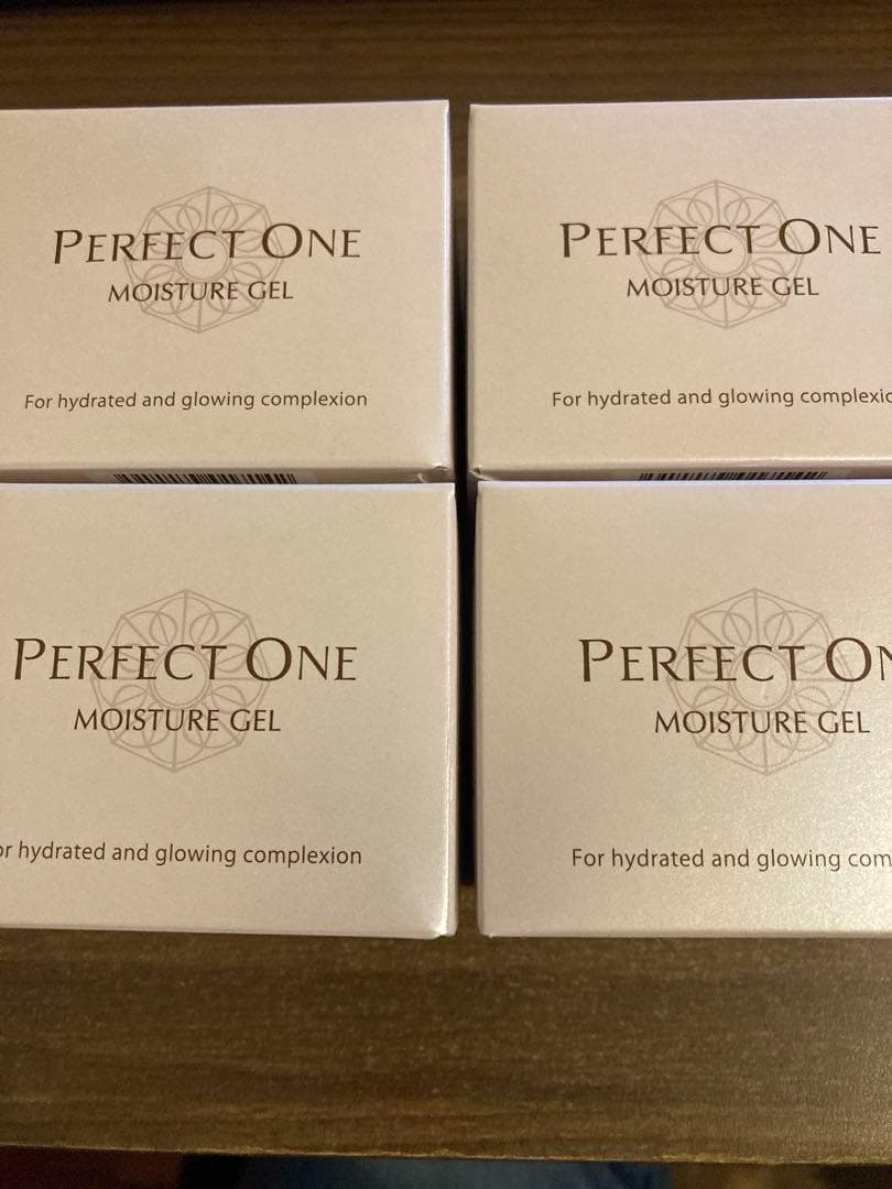 新品未使用品パーフェクトワン モイスチャージェル75g　5個セット