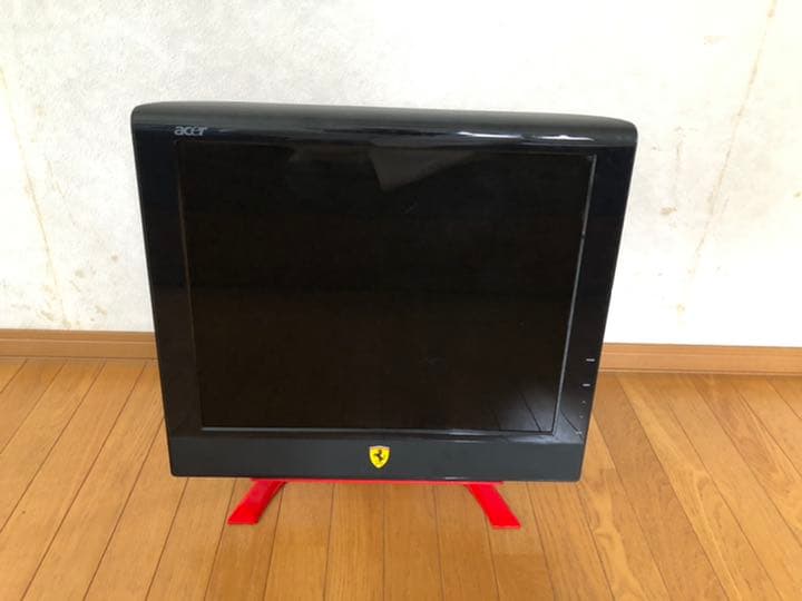 フェラ-リ公認 19インチ液晶ディスプレイ