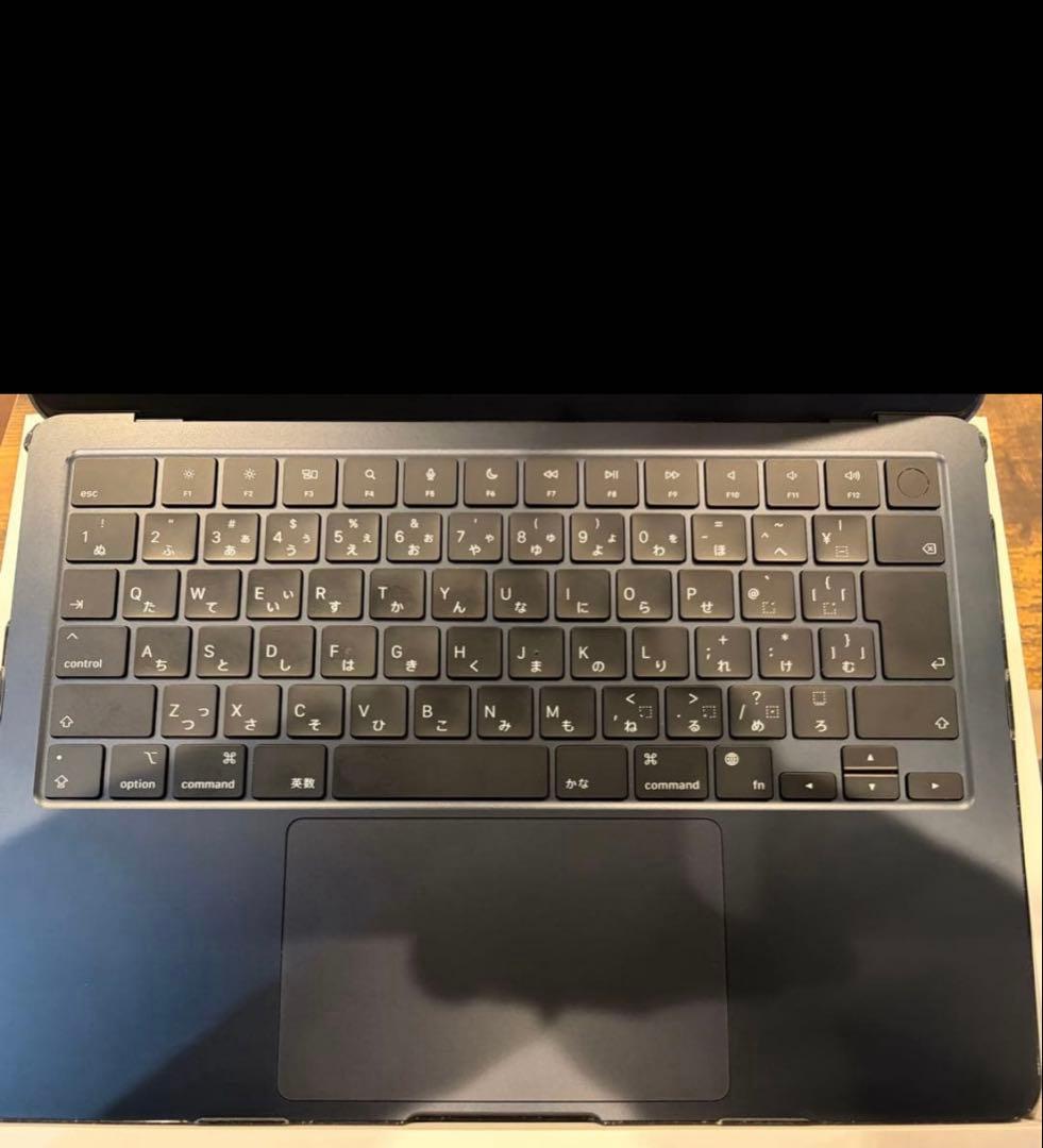 【極美品】MacBook Air (M2, 8G,256GB) ミッドナイト