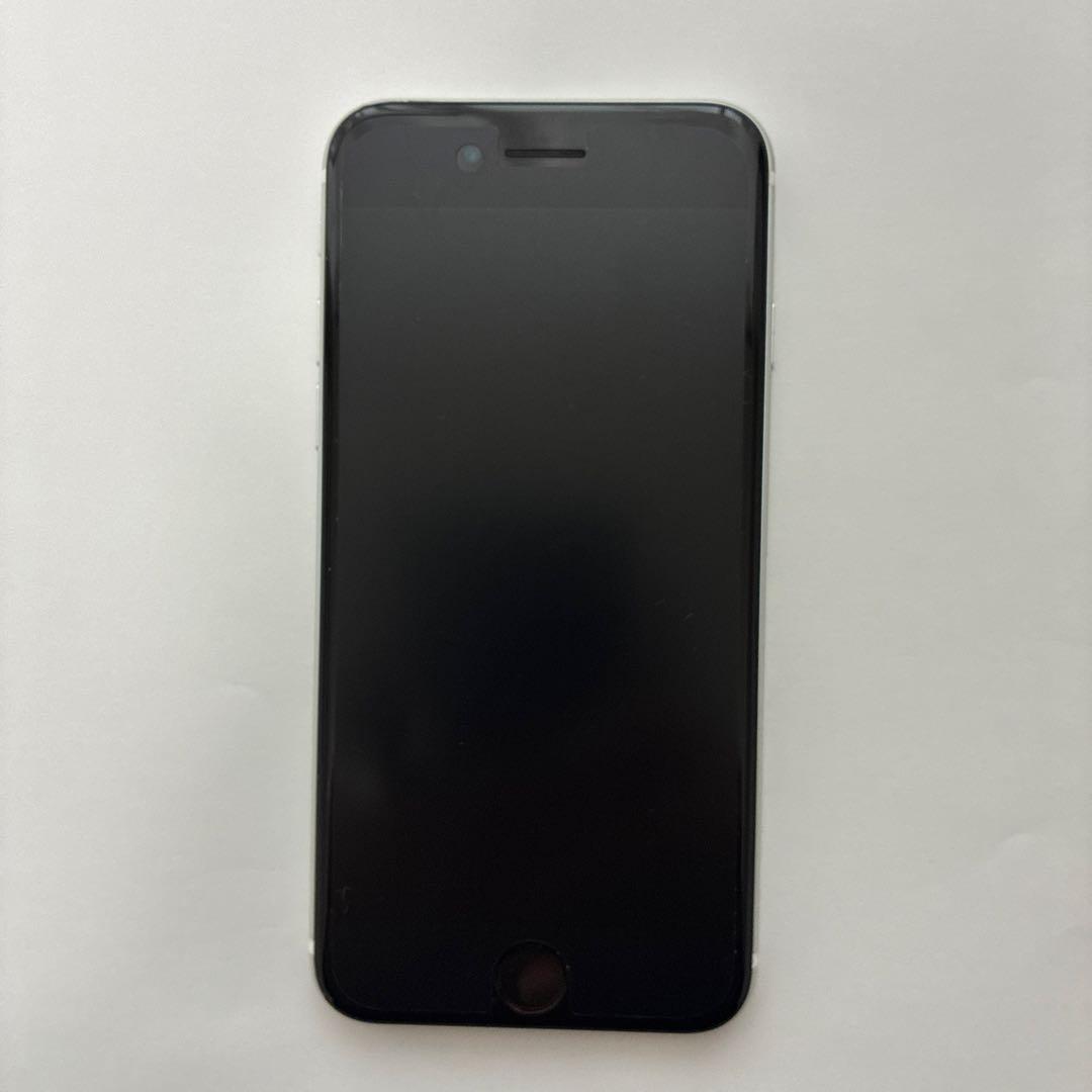 Apple iPhone SE ホワイト
