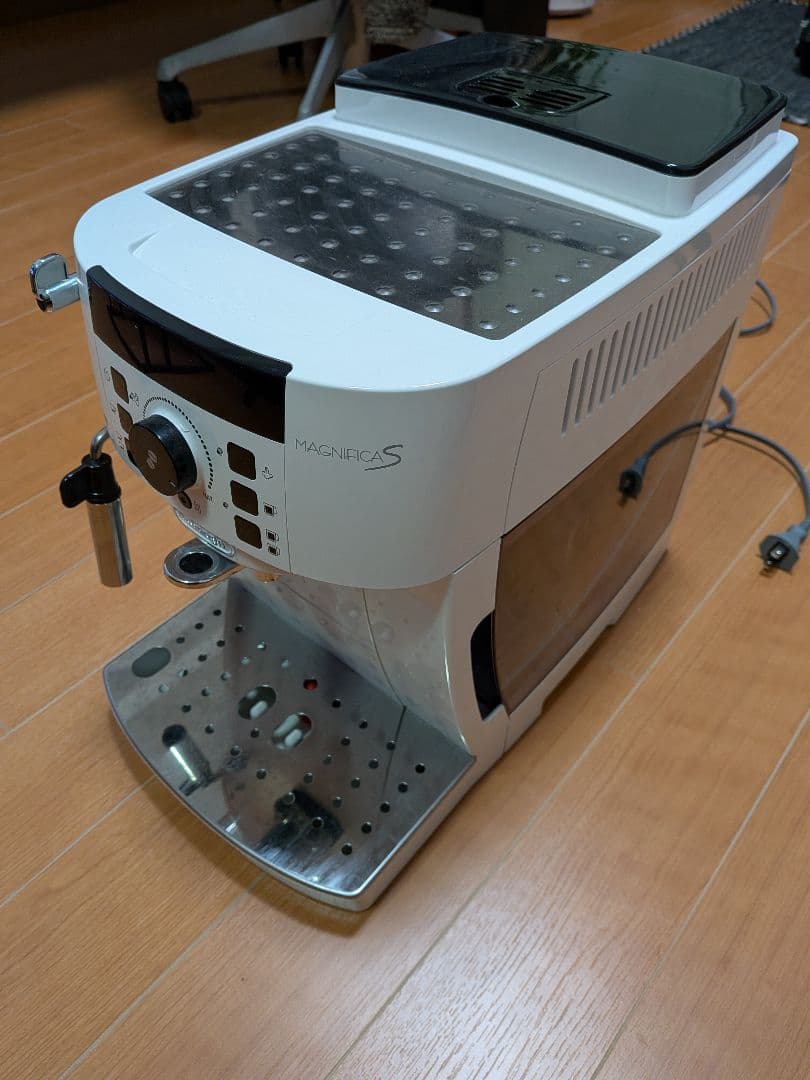 マグニフィカS ECAM22112W