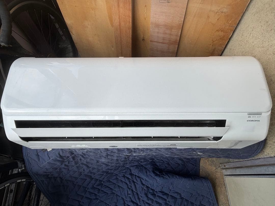 (6畳用)22年製CORONA 壁掛けエアコン CSH-N2222RE1