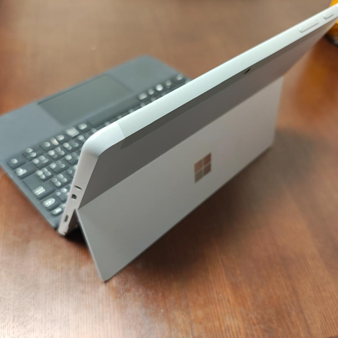 Microsoft Surface Go 3 第10世代Core i3 LTE