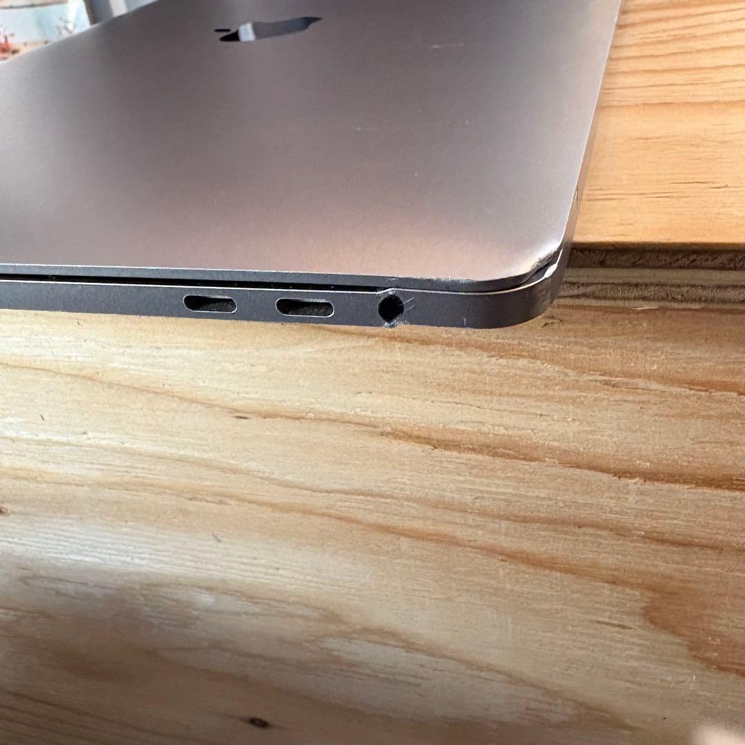 MacBook Pro 13inch 2018 液晶割れ　ジャンク