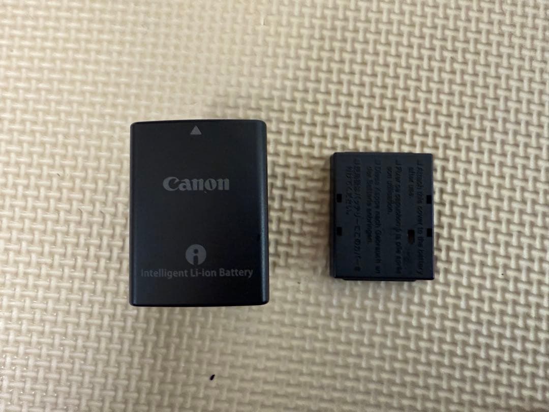 Canon ビデオカメラ　HF20 2009年モデル