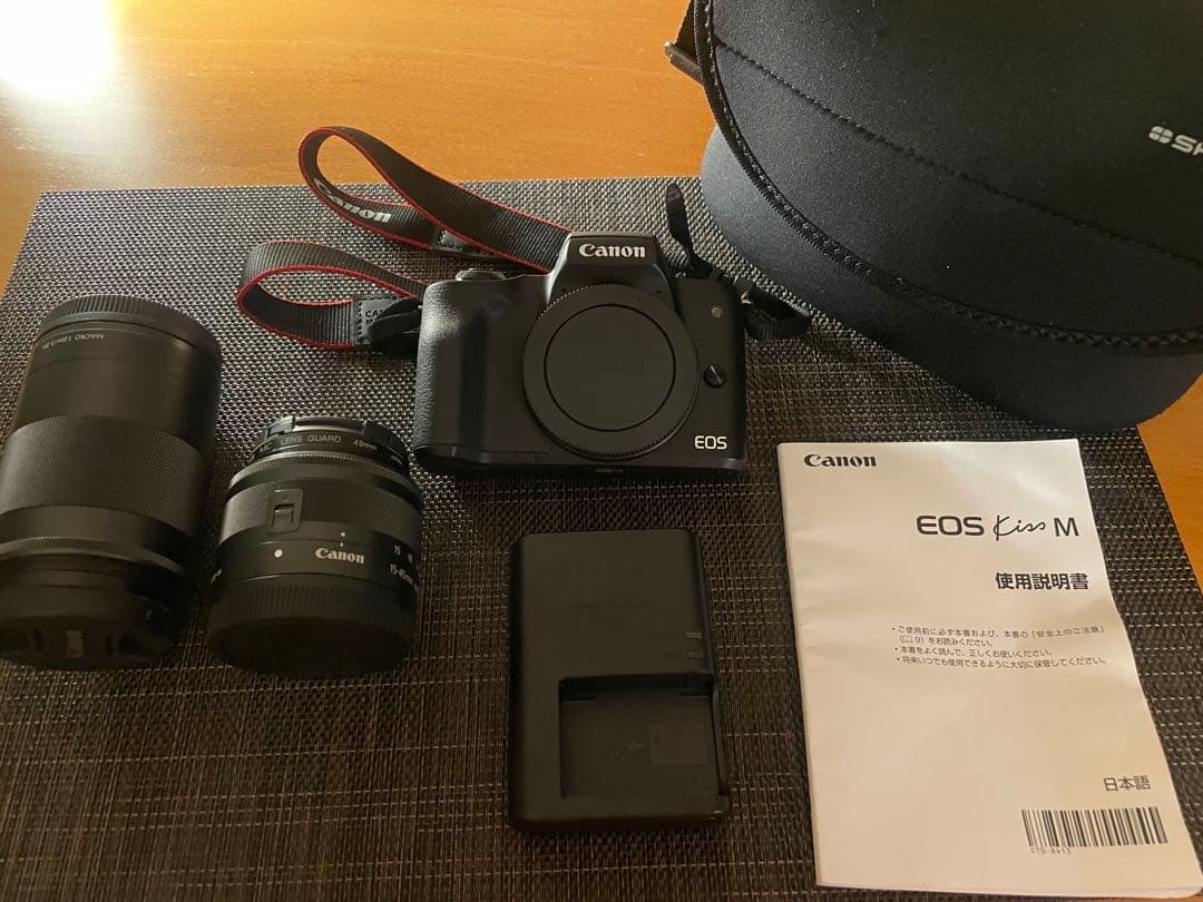 Canon EOS kissm ダブルズームキット　ブラック