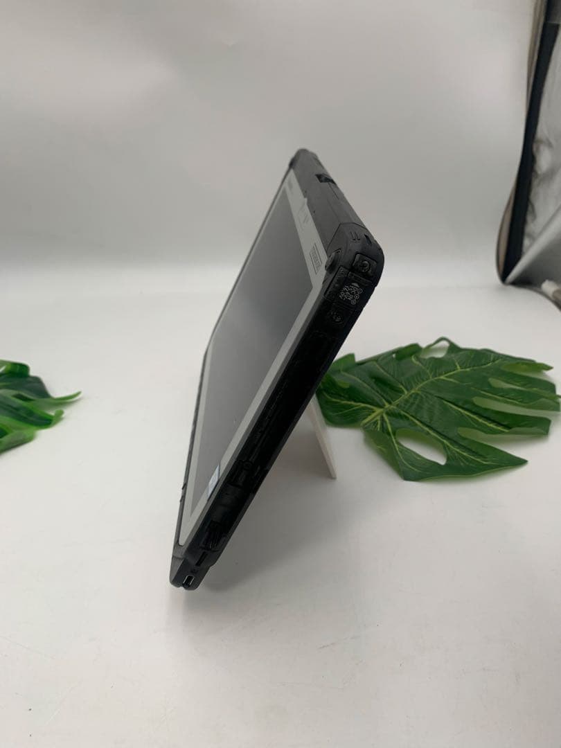 Panasonic Toughbook Core i5 7Y57 タッチパネル