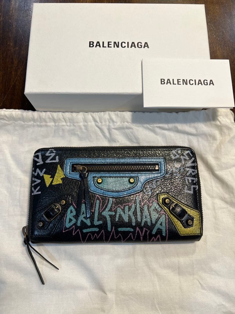 BALENCIAGA グラフィティ 長財布 ラウンドジップ バレンシアガ