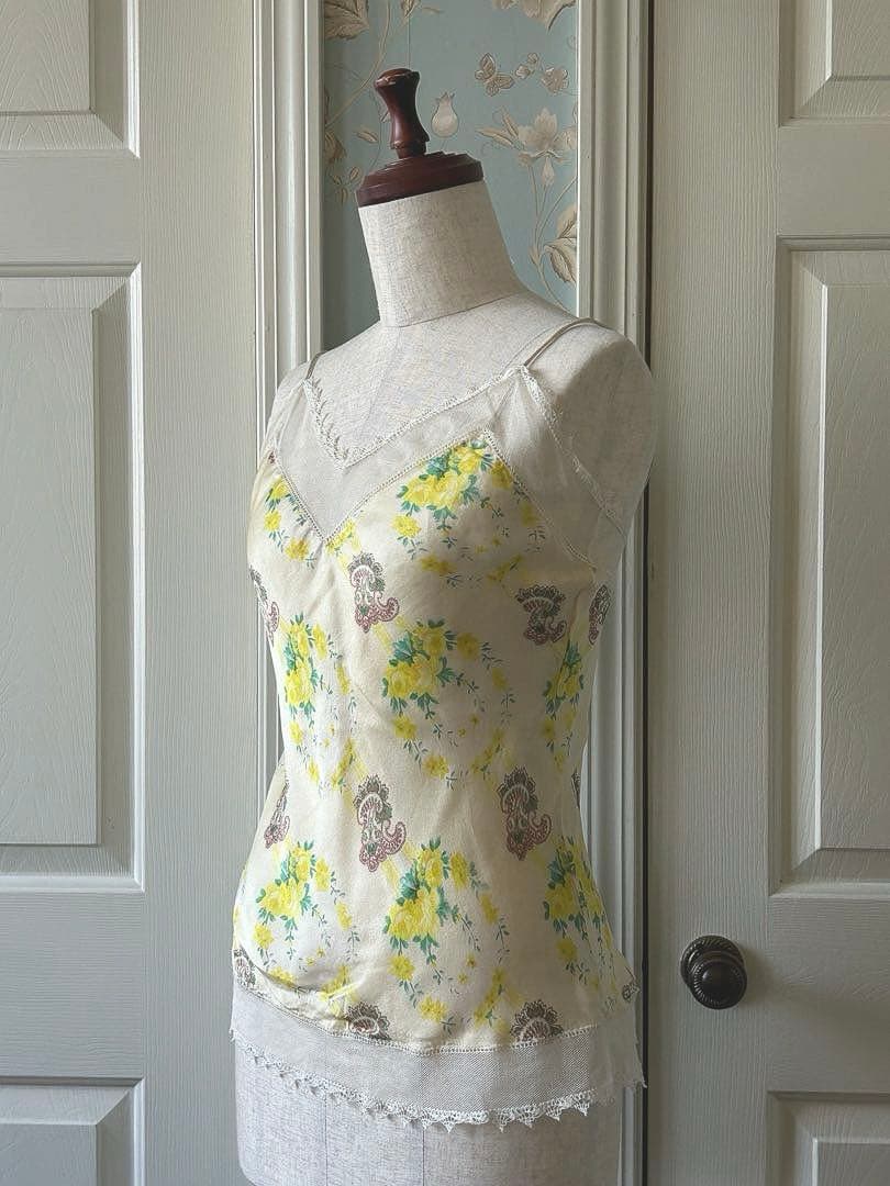 ☆極美品☆アレキサンダーマックイーン☆美しい花柄キャミソール シルク 40