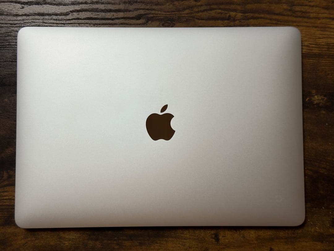 MacBook Air (M1, 2020) 16GB/256GB シルバー