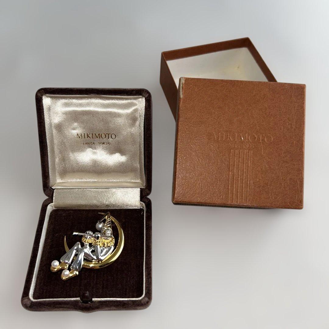ミキモト　ブローチ