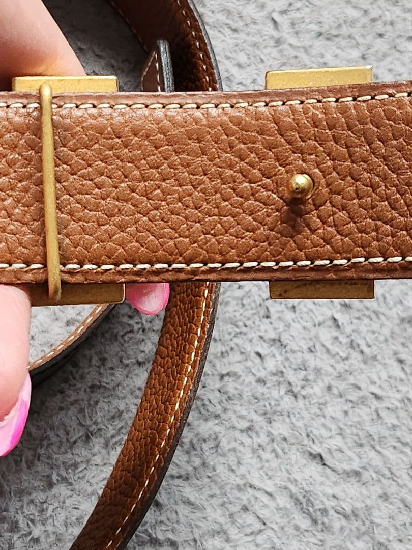 美品　エルメスHERMES レザーベルトリバーシブル ブラック　ゴールドH 90