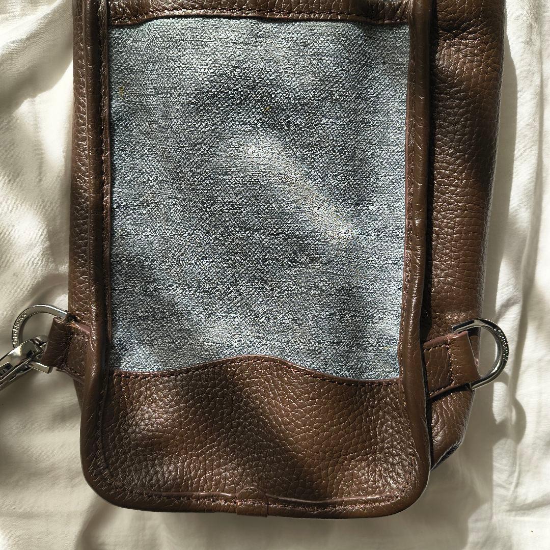 【未使用】上品グレーで差がつく、オロビアンコのボディバッグ