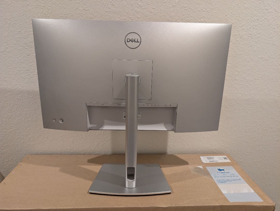 DELL U3223QE 4Kモニター 液晶ディスプレイ 31.5インチ