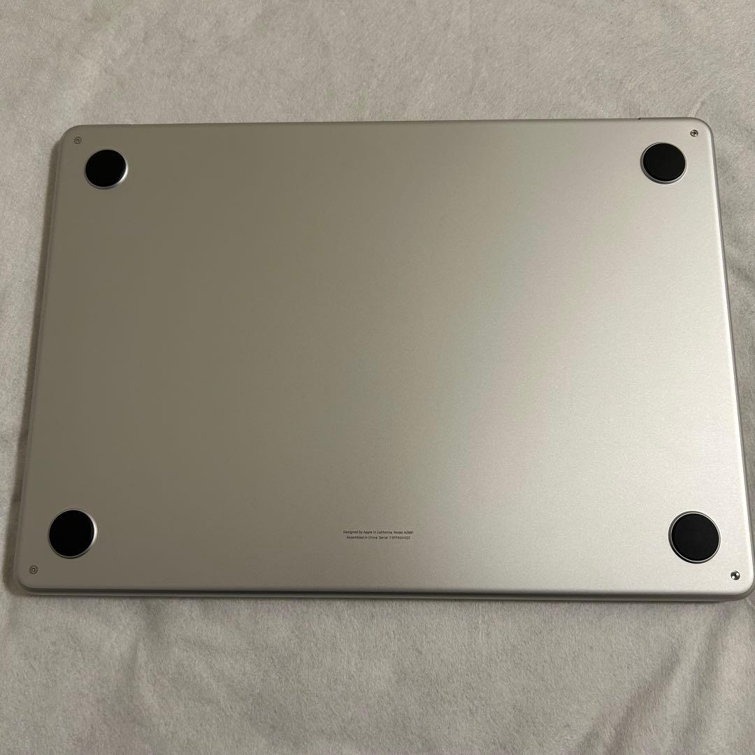 【付属品未使用・箱有】MacBook Air M2モデル 13インチ シルバー