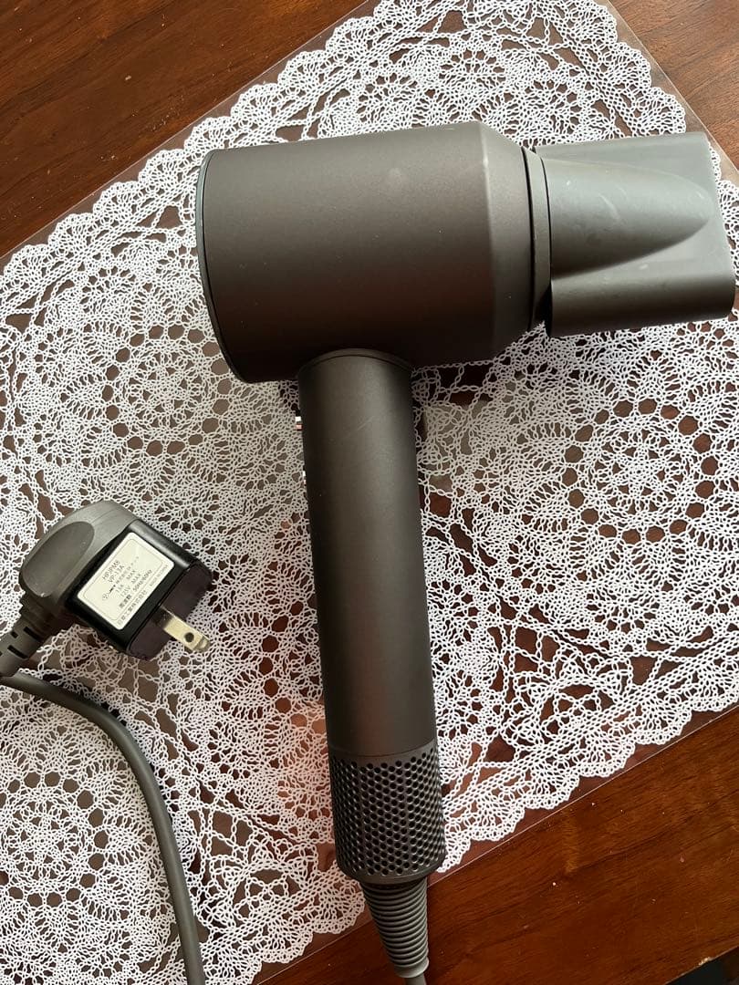 ハンドヘルド式ヘアドライヤー ダークグレー