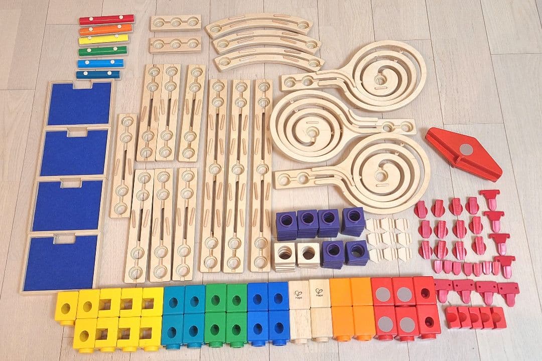 9/1まで出品/送料込/ボーネルンド クアドリラ 全120パーツ