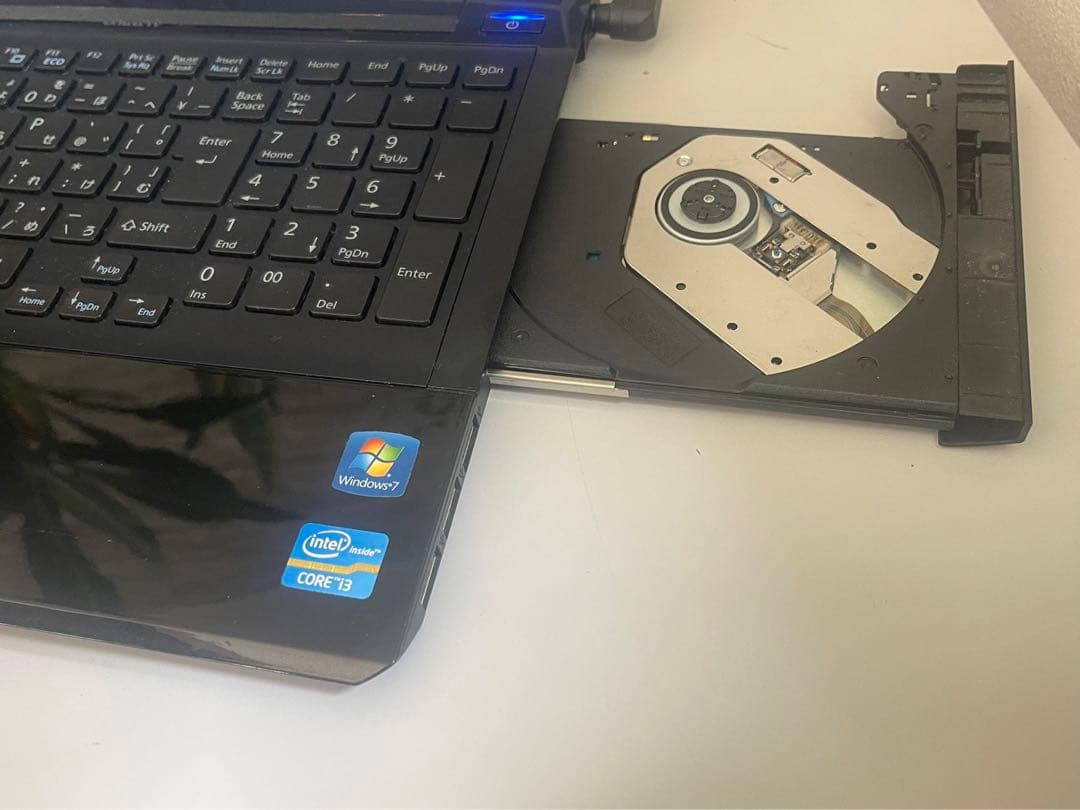 富士通　ノートパソコン windows11 AH45/H