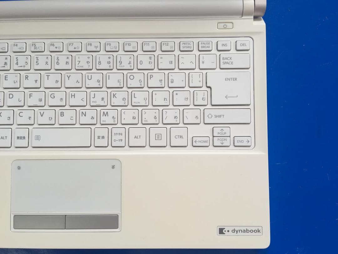 東芝 dynabook RX73/TWP フルHD 13.3型コンパクトノート