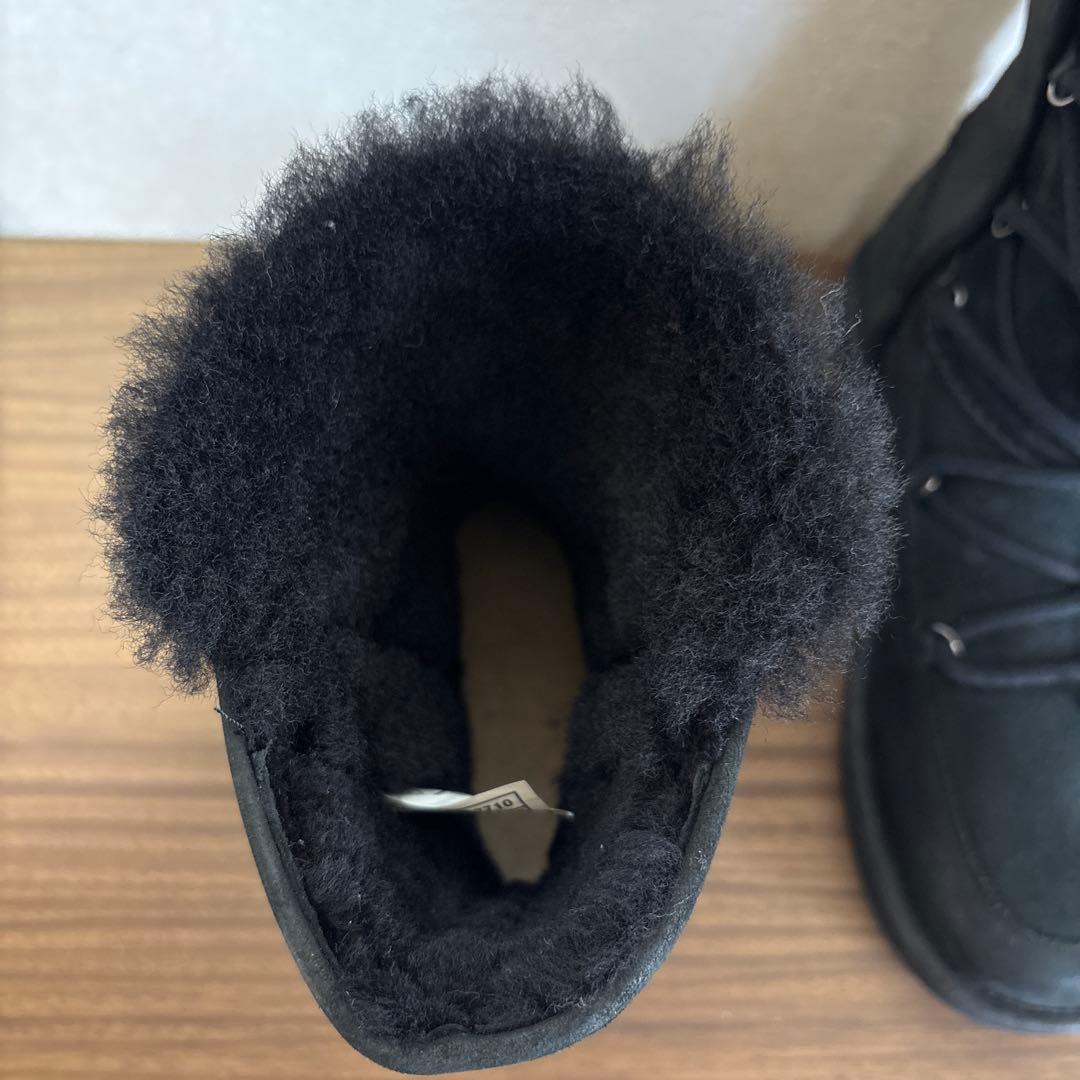 試着のみ　UGG ブーツ　黒　24センチ