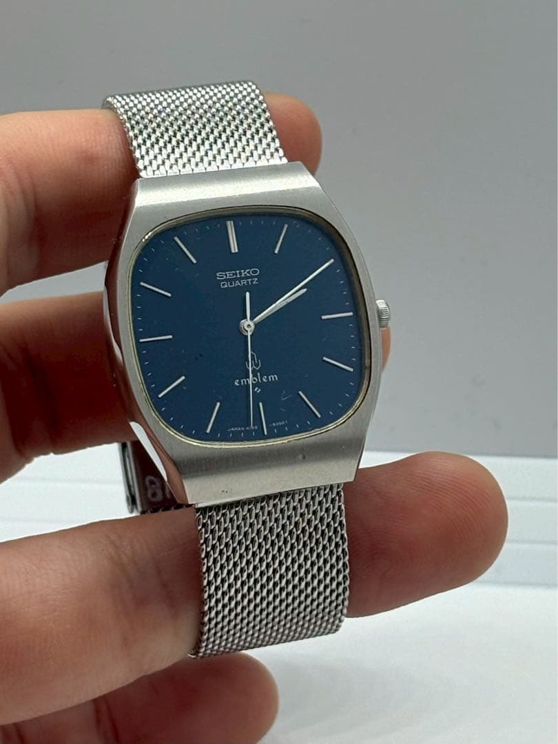 SEIKO セイコー emblem メンズ 腕時計 スクエア　ブルー文字盤