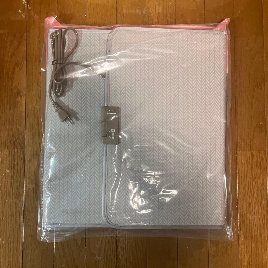 パナソニック デスクヒーター 2段階温度調整 グレー DC-PKD4-H