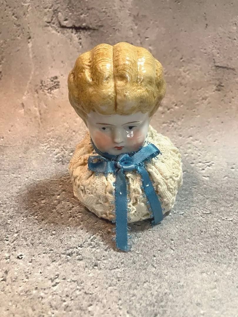 アンティーク　チャイナヘッドドール　素敵なアレンジ