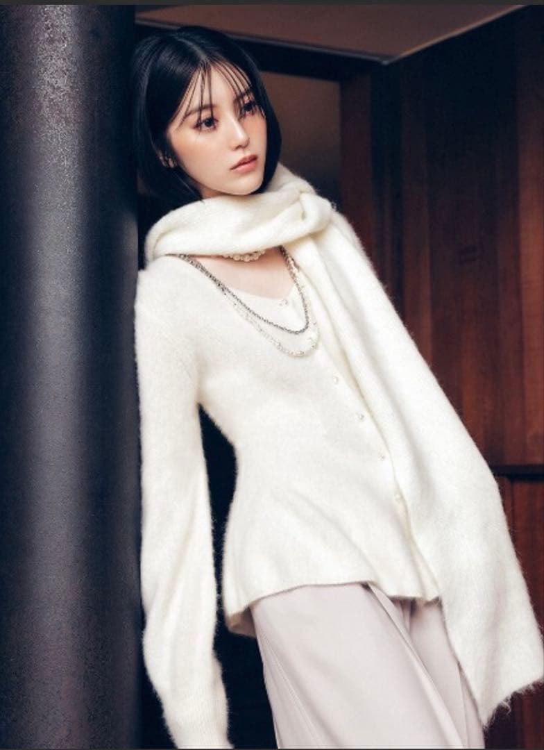 フレイアイディ フォックスカシミアペプラムカーディガン