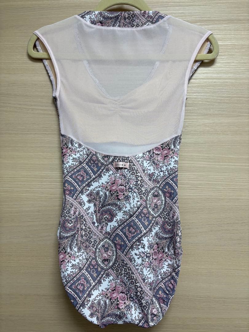 スティナstinaレオタード