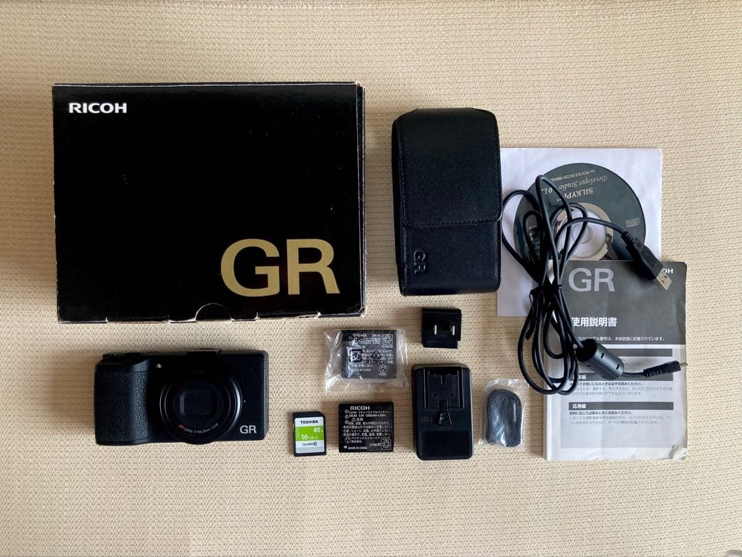 【美品•付属品完備】RICOH GR 初代 APS-C おまけ付 コンデジ