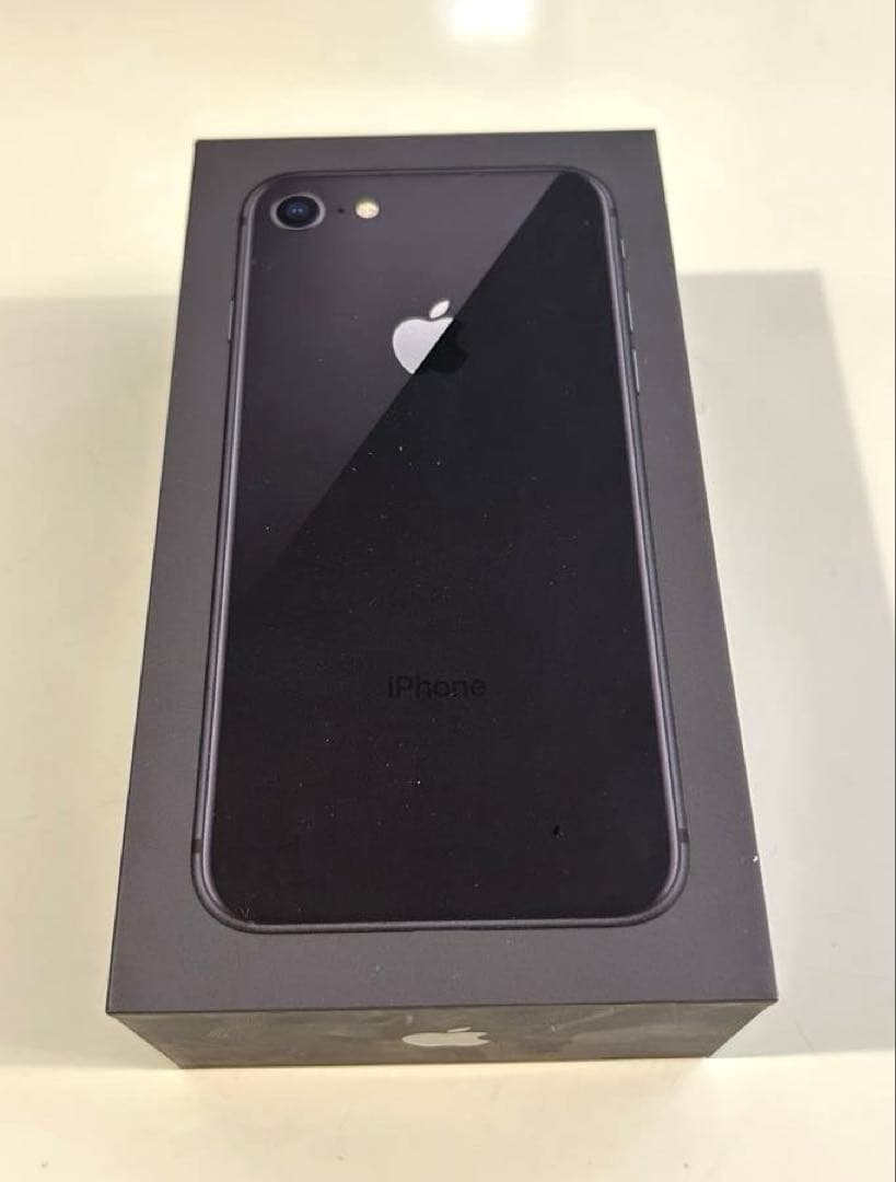 専用❣️iPhone 8 スペースグレイ64GB SIMロック解除済