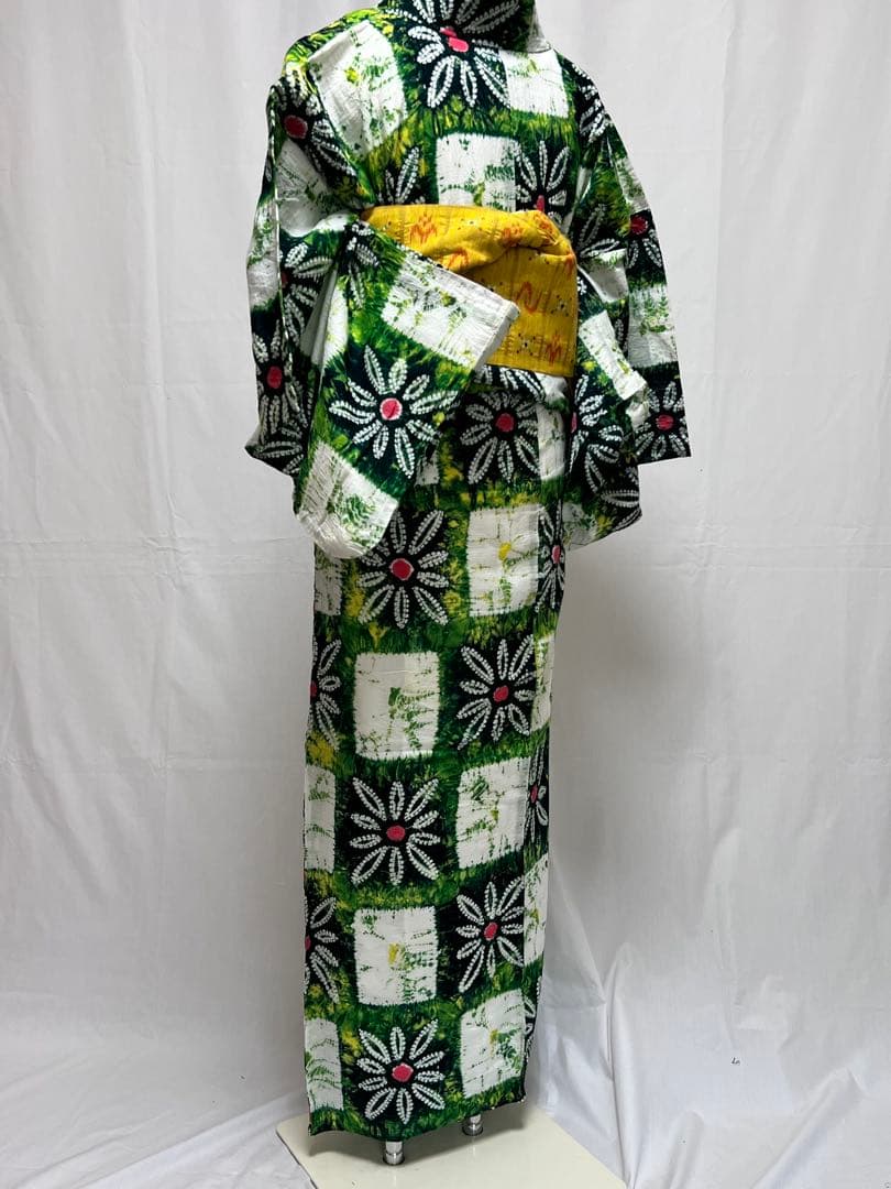 有松鳴海絞り　ゆかた