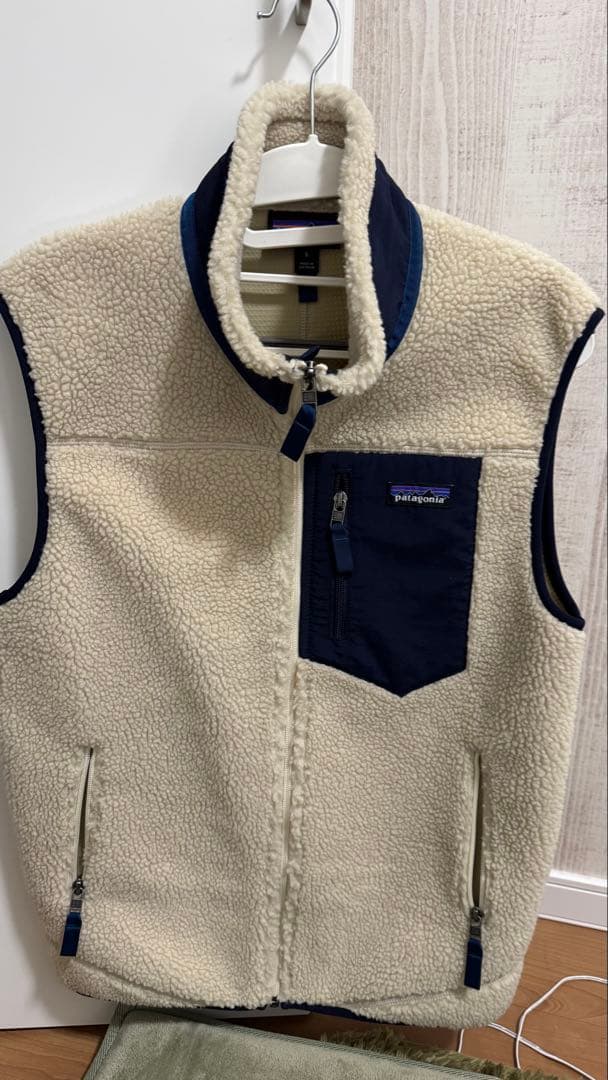 patagonia フリースベスト S アイボリー/ネイビー