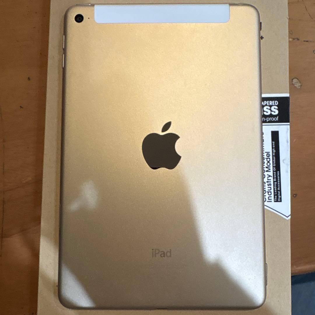 iPad本体 ipad mini 4.