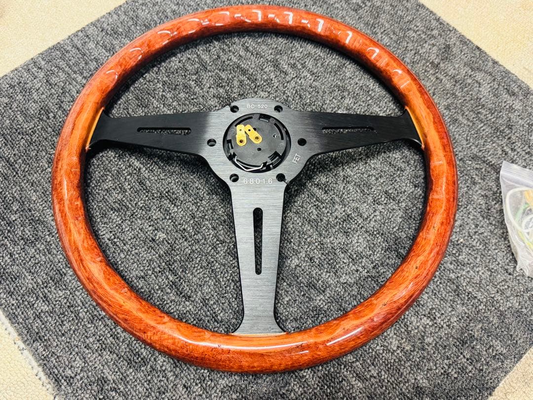 ナルディクラシック ウッドステアリング 14インチ