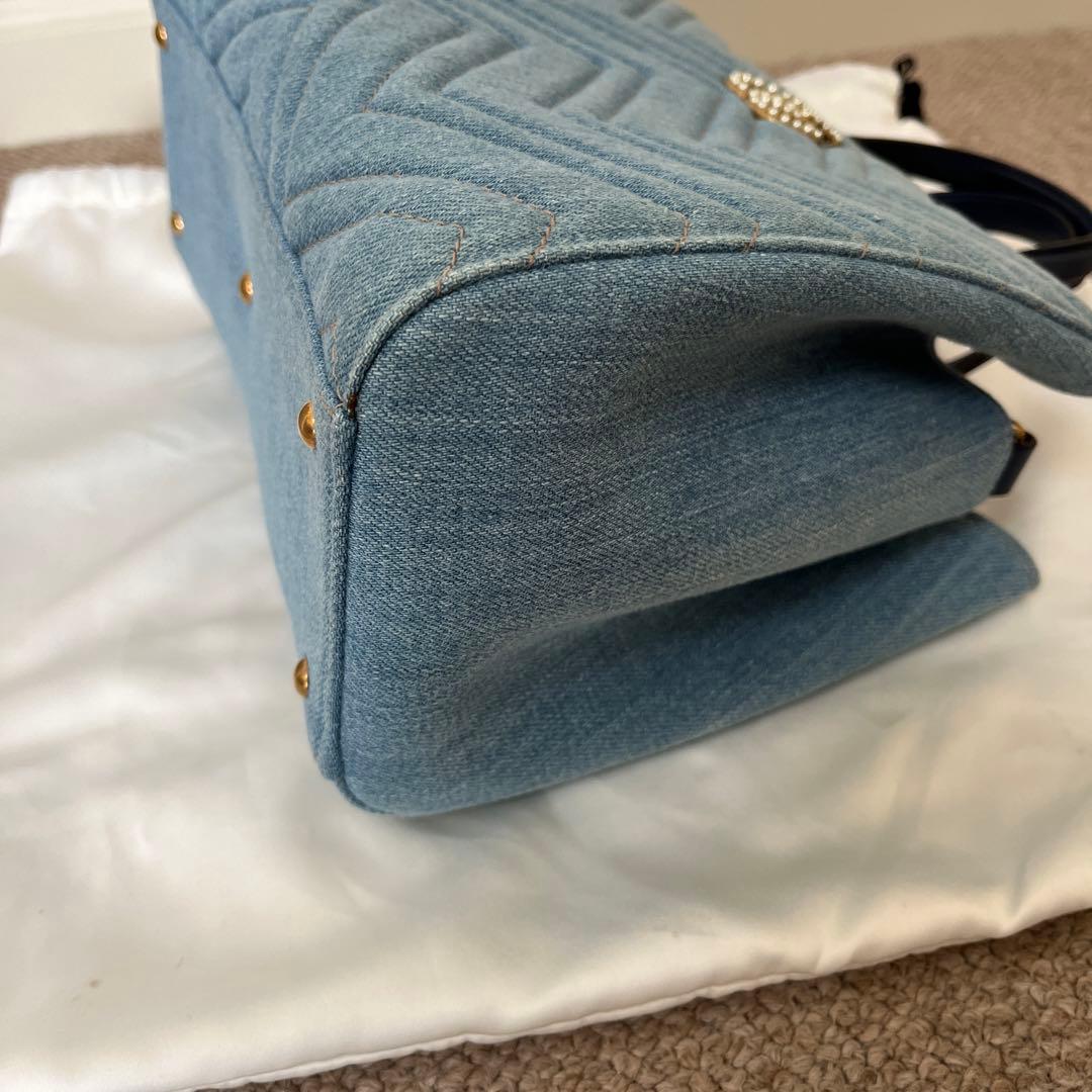 GUCCI デニムバッグ　ショルダーストラップ付き　パールCGマーモント