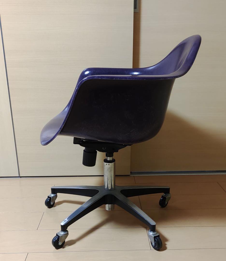 アームシェルチェア　イームズ　モダニカ　ファイバーグラス