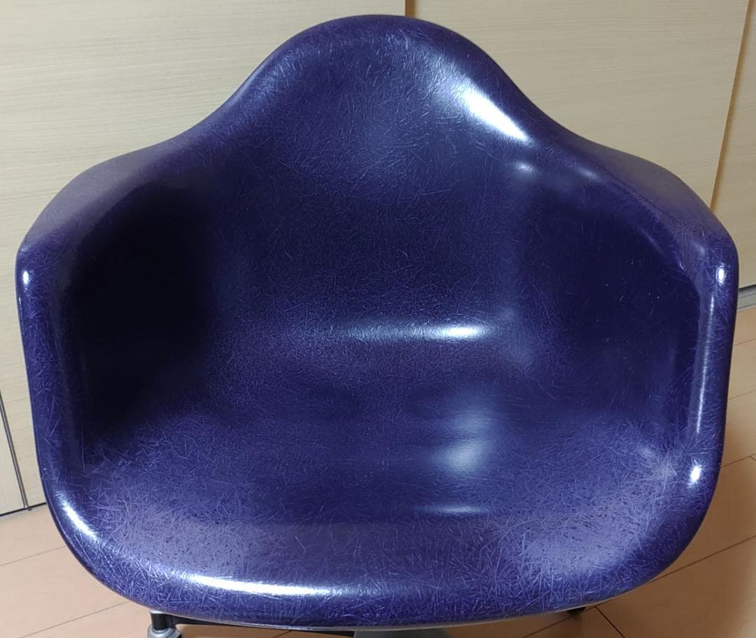 アームシェルチェア　イームズ　モダニカ　ファイバーグラス