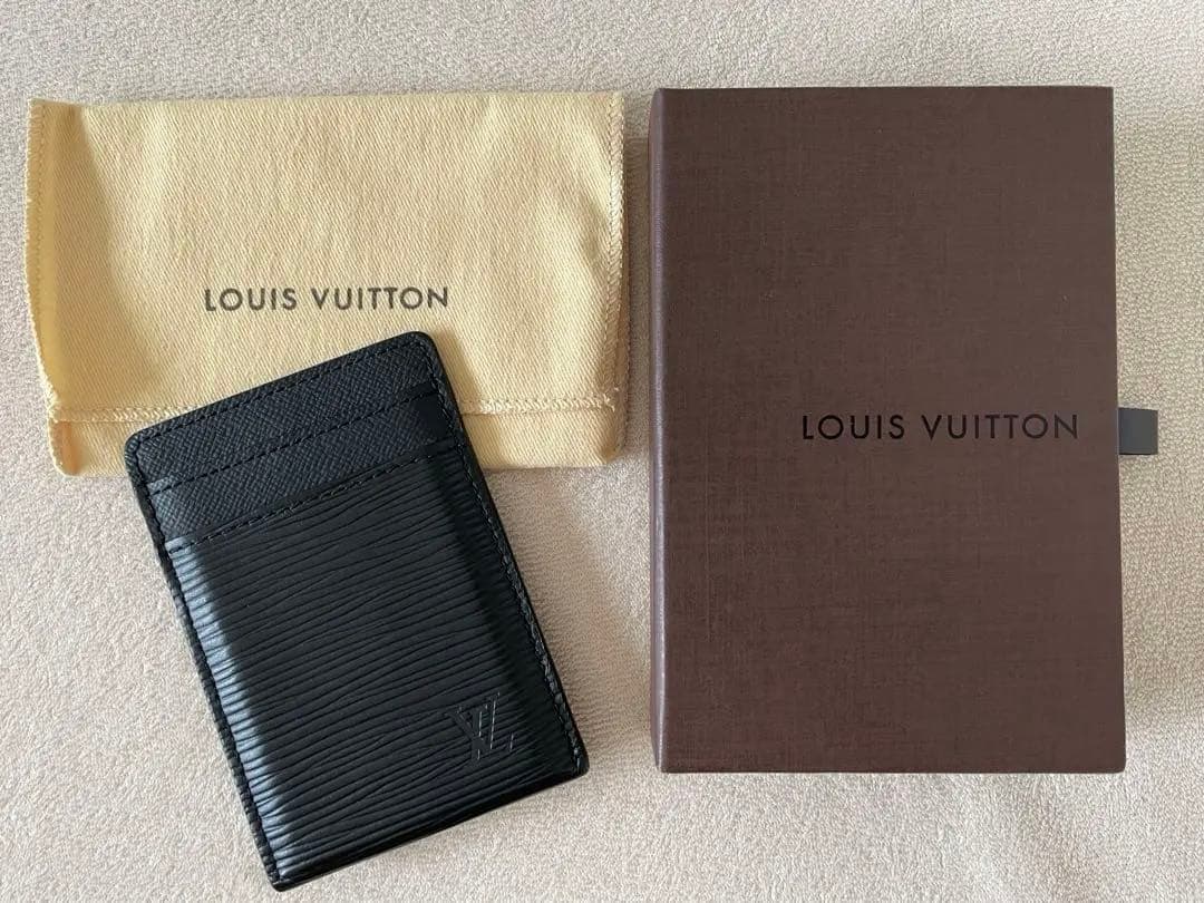 【美品】ルイヴィトン エピ ポルトカルトパンス マネークリップ