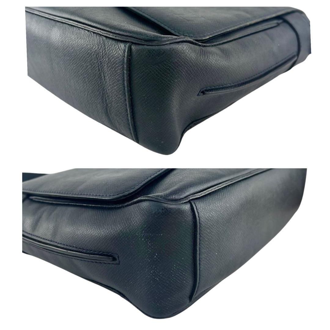 ルイヴィトン　タイガ　ロマン　ショルダーバッグ　メッセンジャー　トート　ハンド